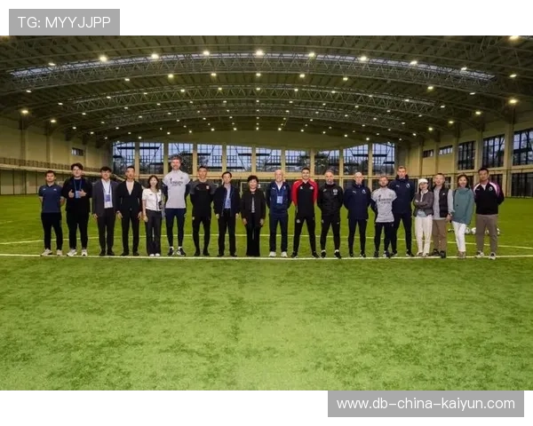 俱乐部在青训体系上与高校达成合作，普通青训俱乐部方向